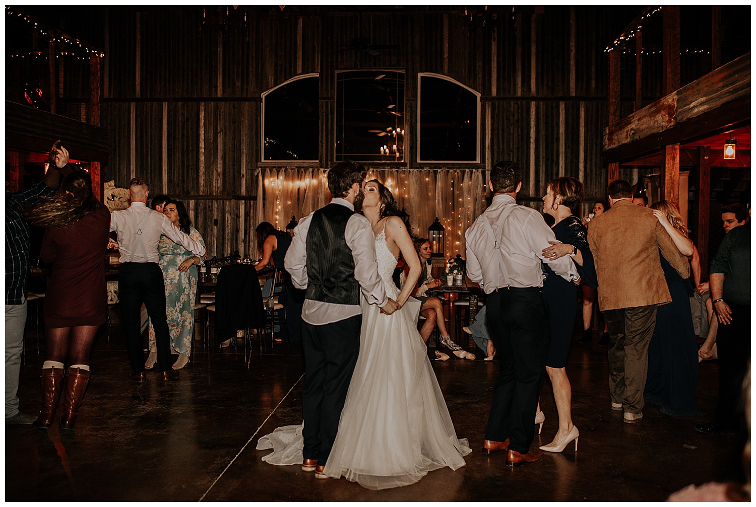 Laken-Mackenzie-Photography-Burge-Wedding-Stillwater-Meadow-Aledo-Texas-Dallas-Fort-Worth-Wedding-Photographer27.jpg