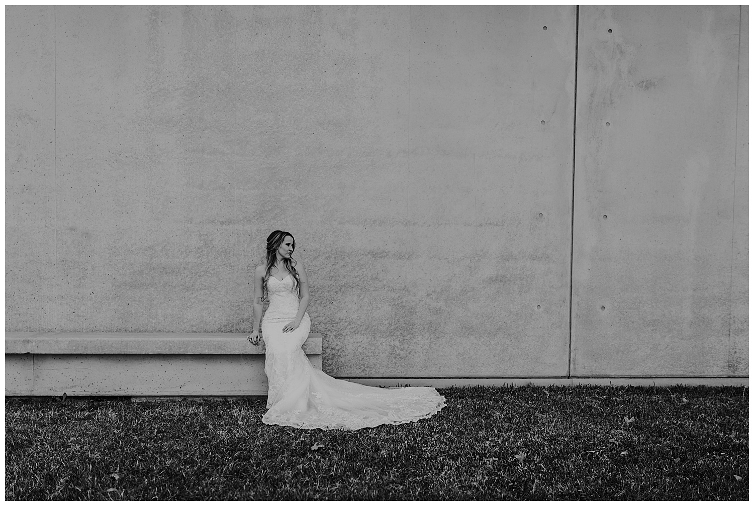 Laken-Mackenzie-Photography-Alyssa-Bridals-Kimbell-Art-Museum-Dallas-Fort-Worth-Wedding-Photographer11.jpg