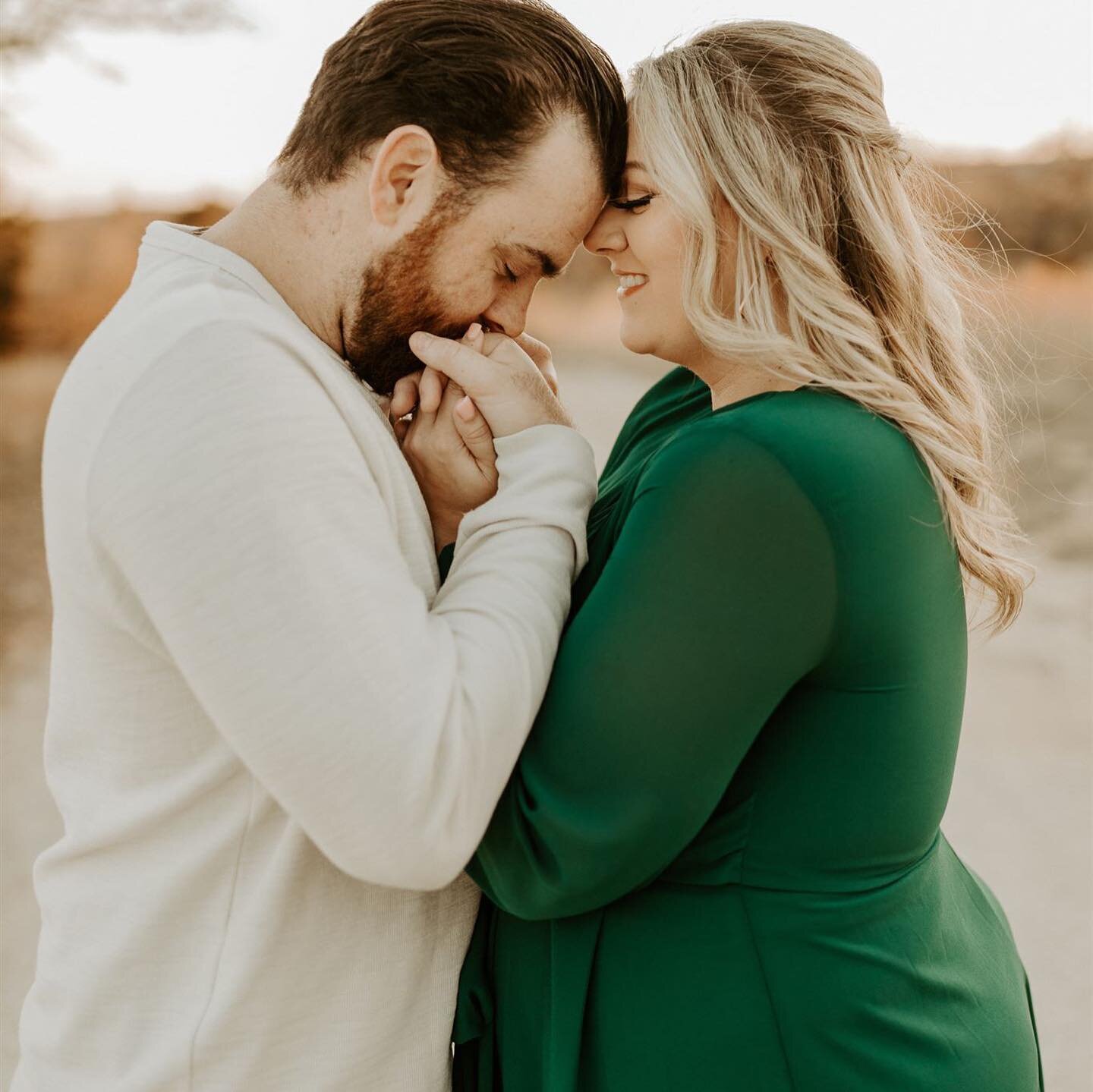 Sometimes I have to take breaks from Instagram bc well let&rsquo;s face it, it can be consuming, but I just have to share some of these from last night!! Also, this green dress!! 🙌🏻🙌🏻 #readyforthewedding
.
.
.
.
 #dallastexas #dallasweddingphotog