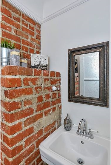 1:2bath.jpg