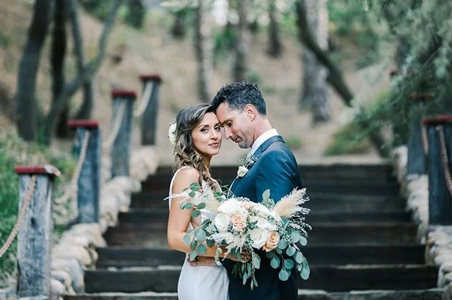 Just wrapped up blogging this beautiful wedding today. Always love going back through my weddings picking out all my favorites from the day.