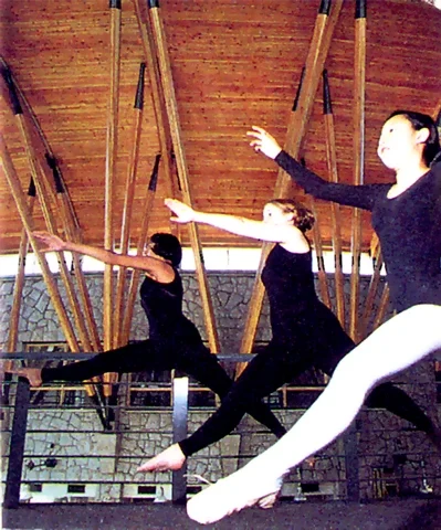 3 - Dancers.jpg