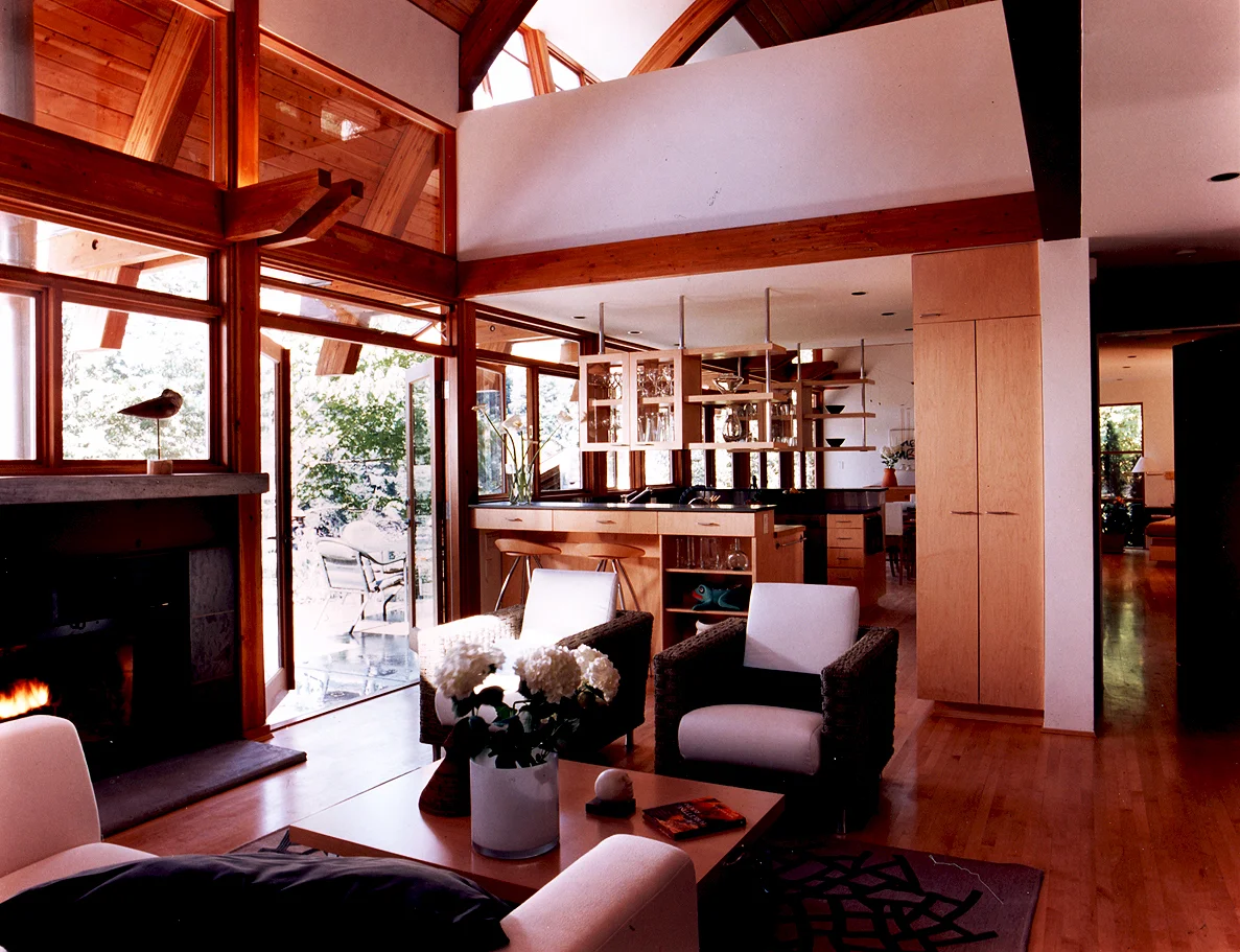 5 - Living & Kitchen.jpg