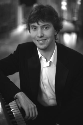 Dr. Pavel Gintov, piano
