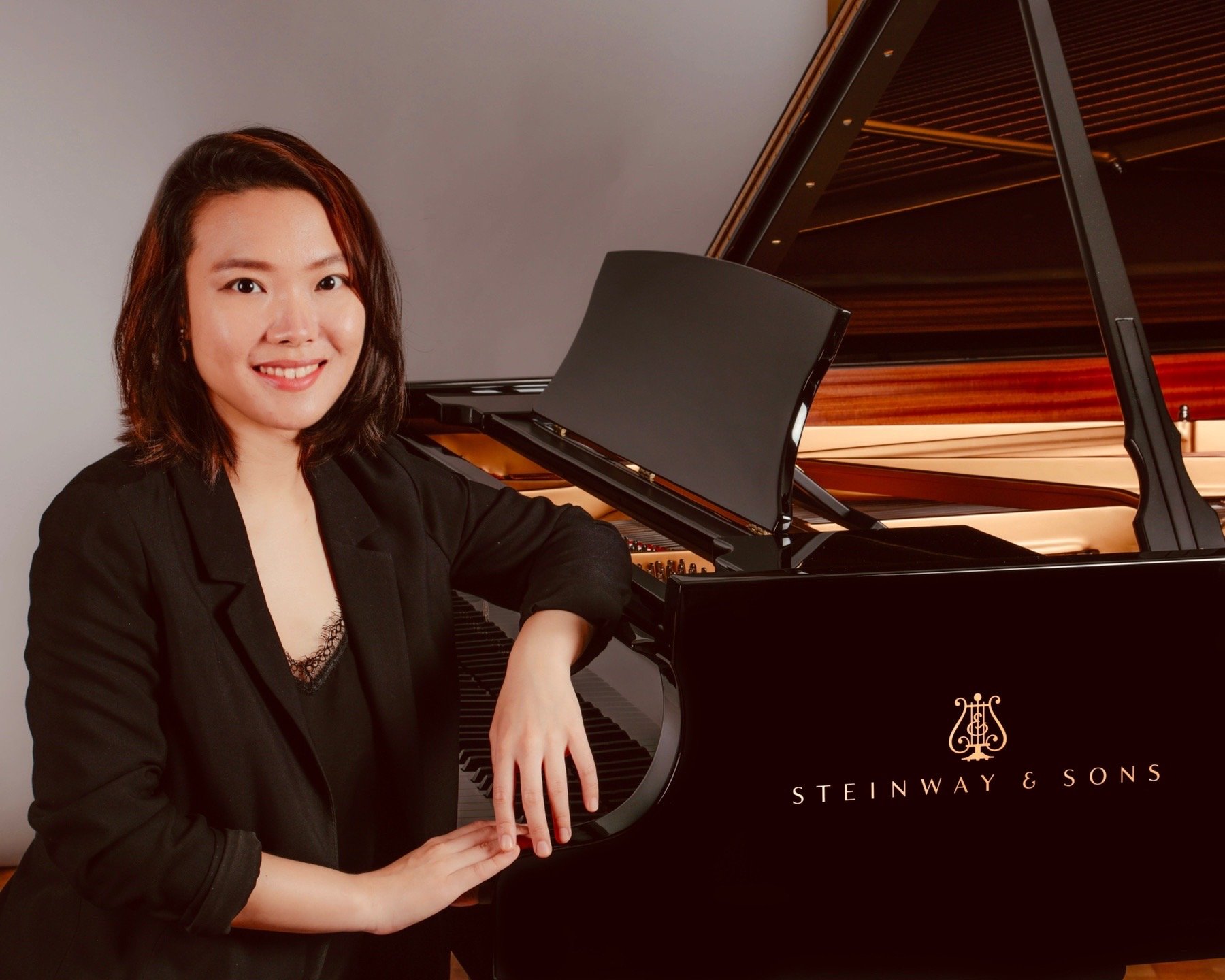 Xiyu Deng, piano