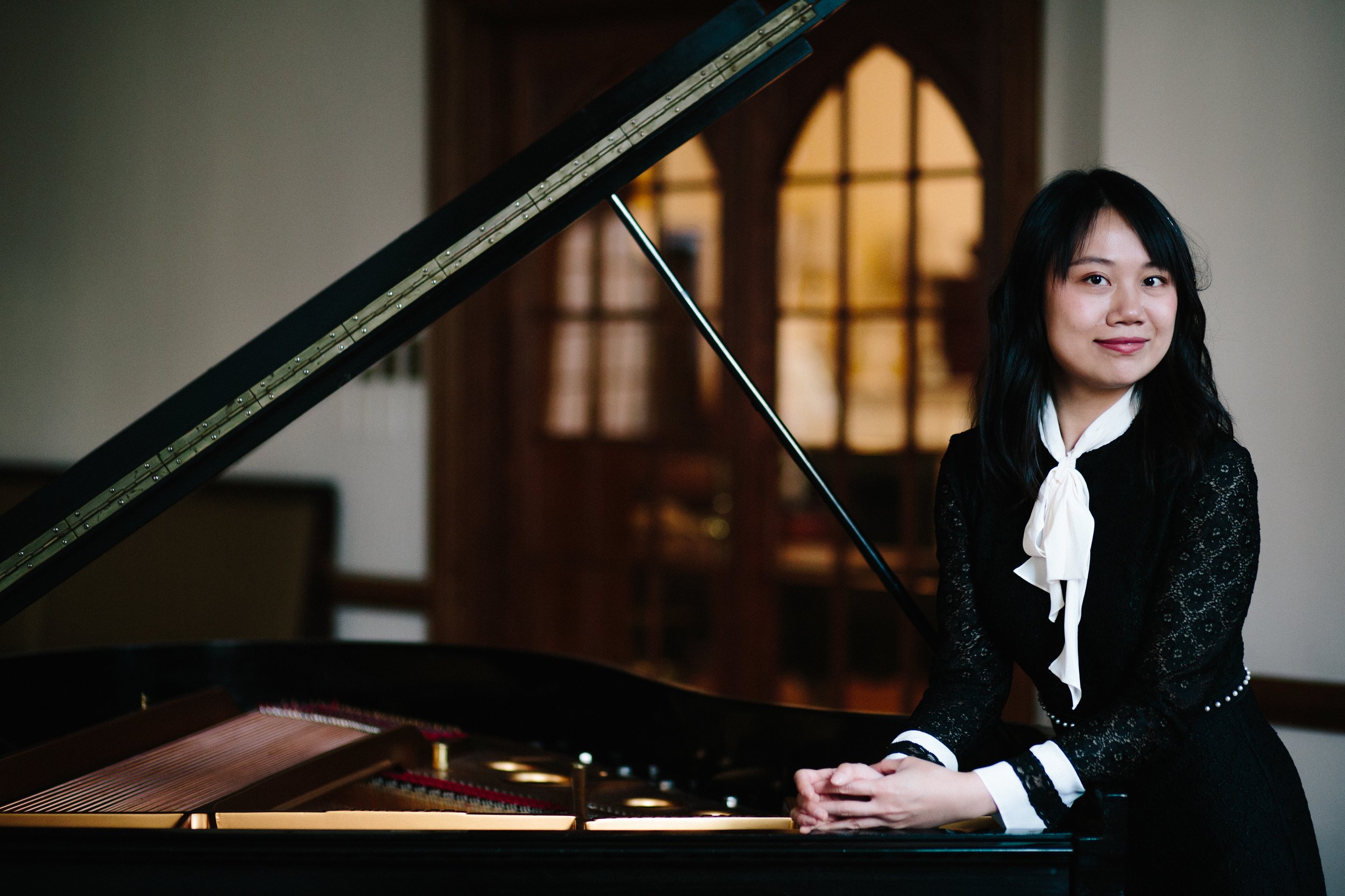 Dr. Weiwei Zhai, piano