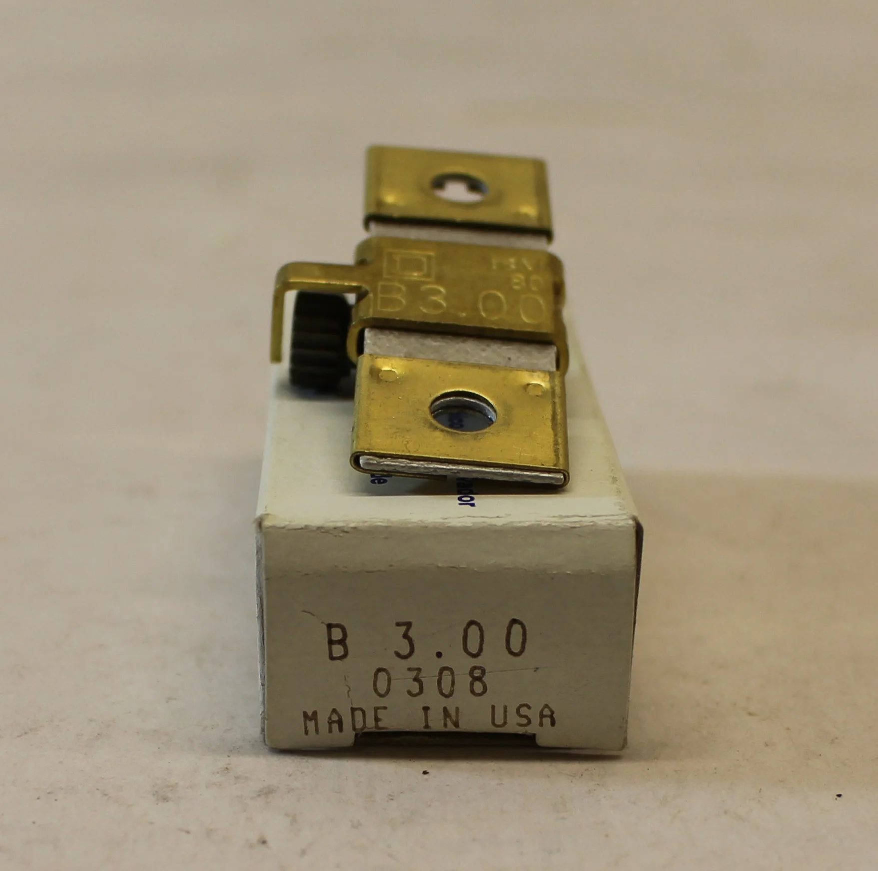 Square-D B3.00 New Surplus