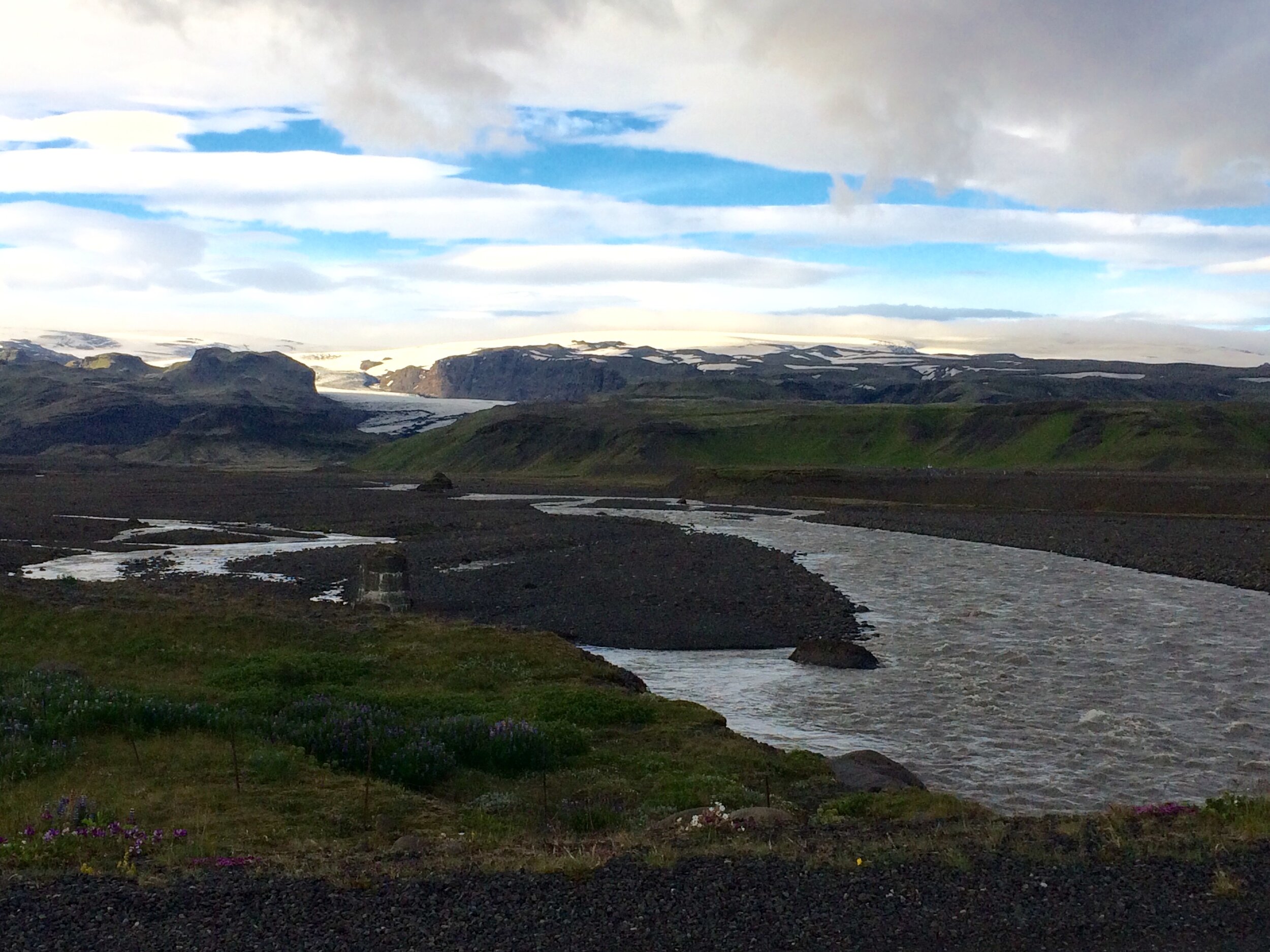 unique beaches in Iceland