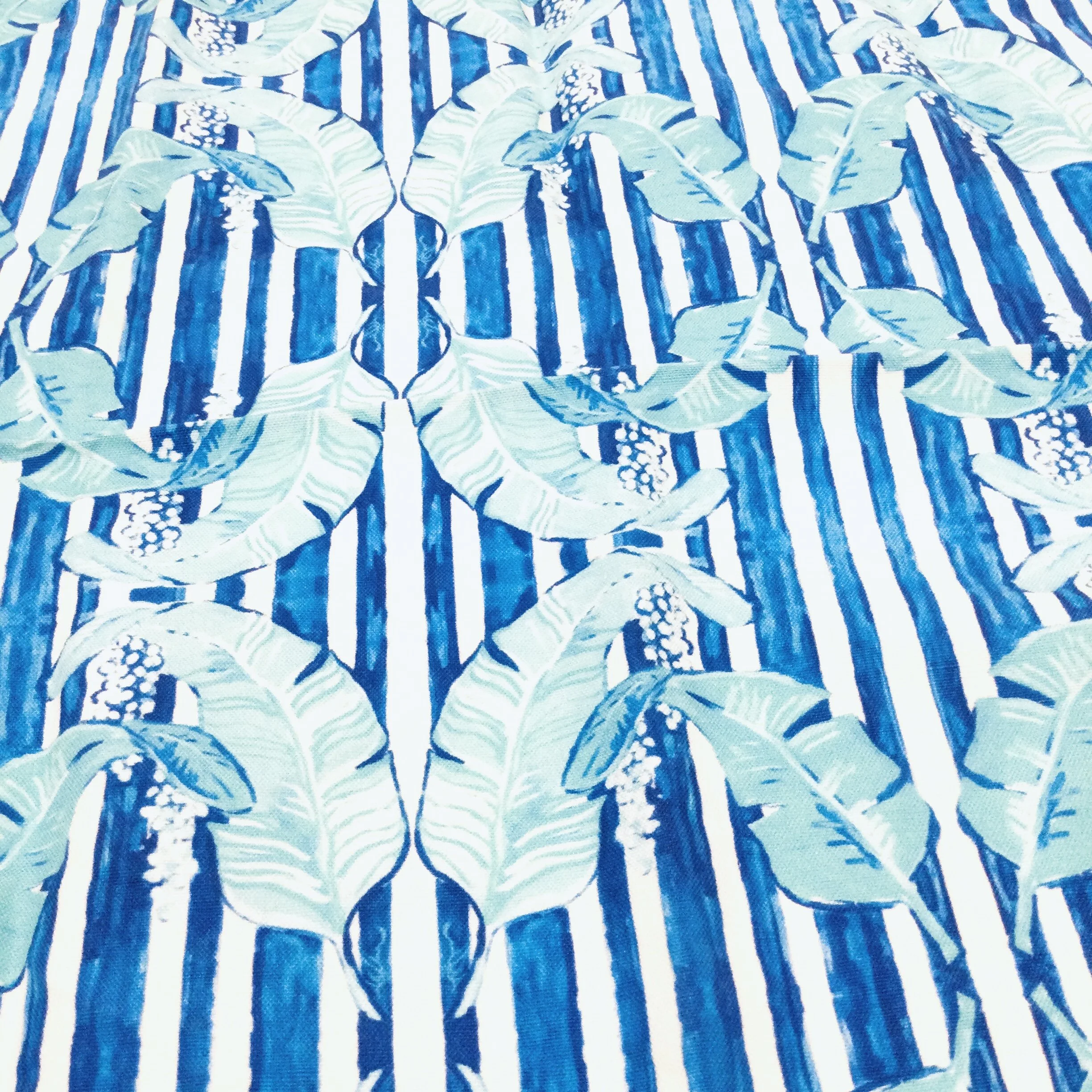 FDED3E7B-3C4B-4696-91A3-9638952B4A6E