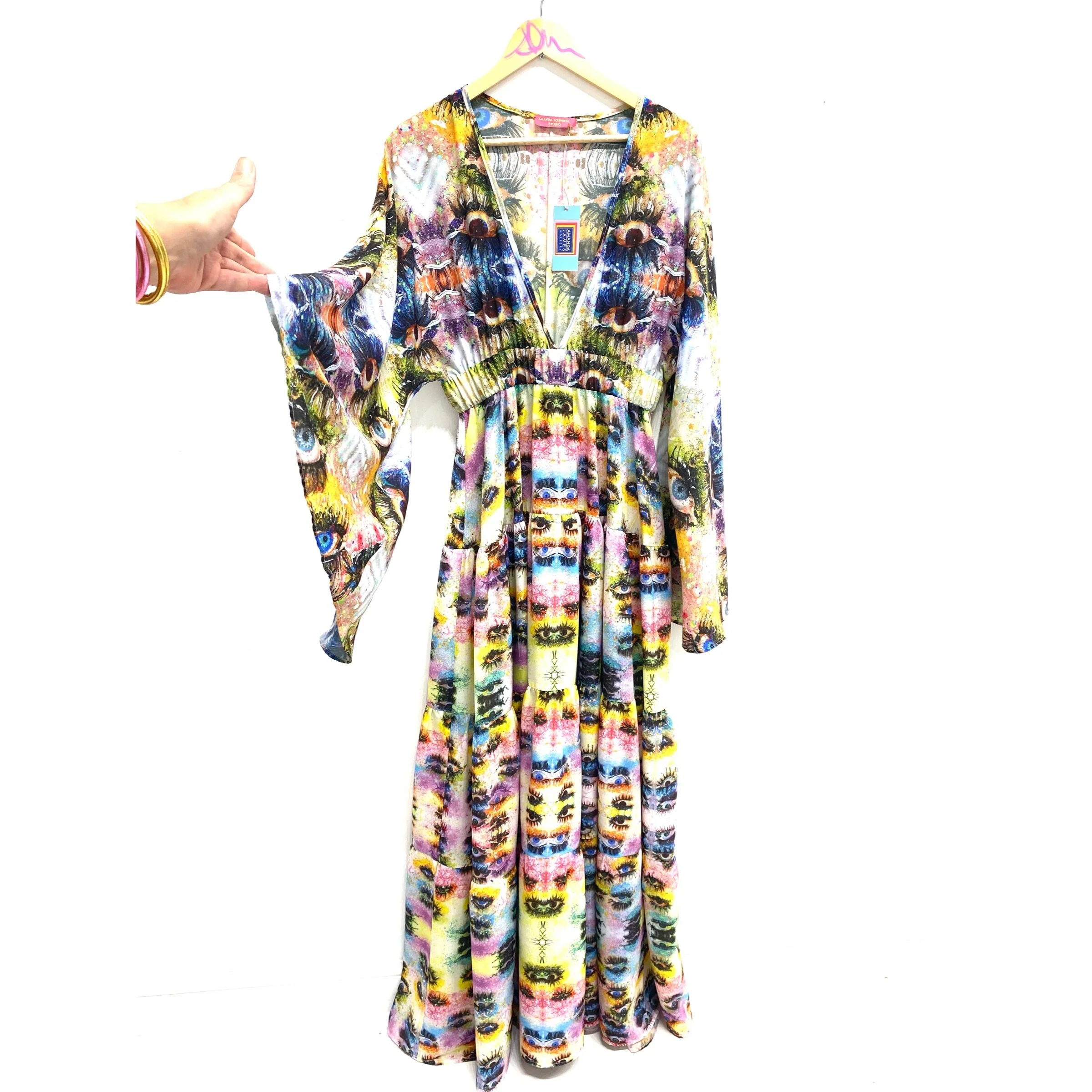 A5E48276-1143-4DCE-BFB5-186BFE96305A