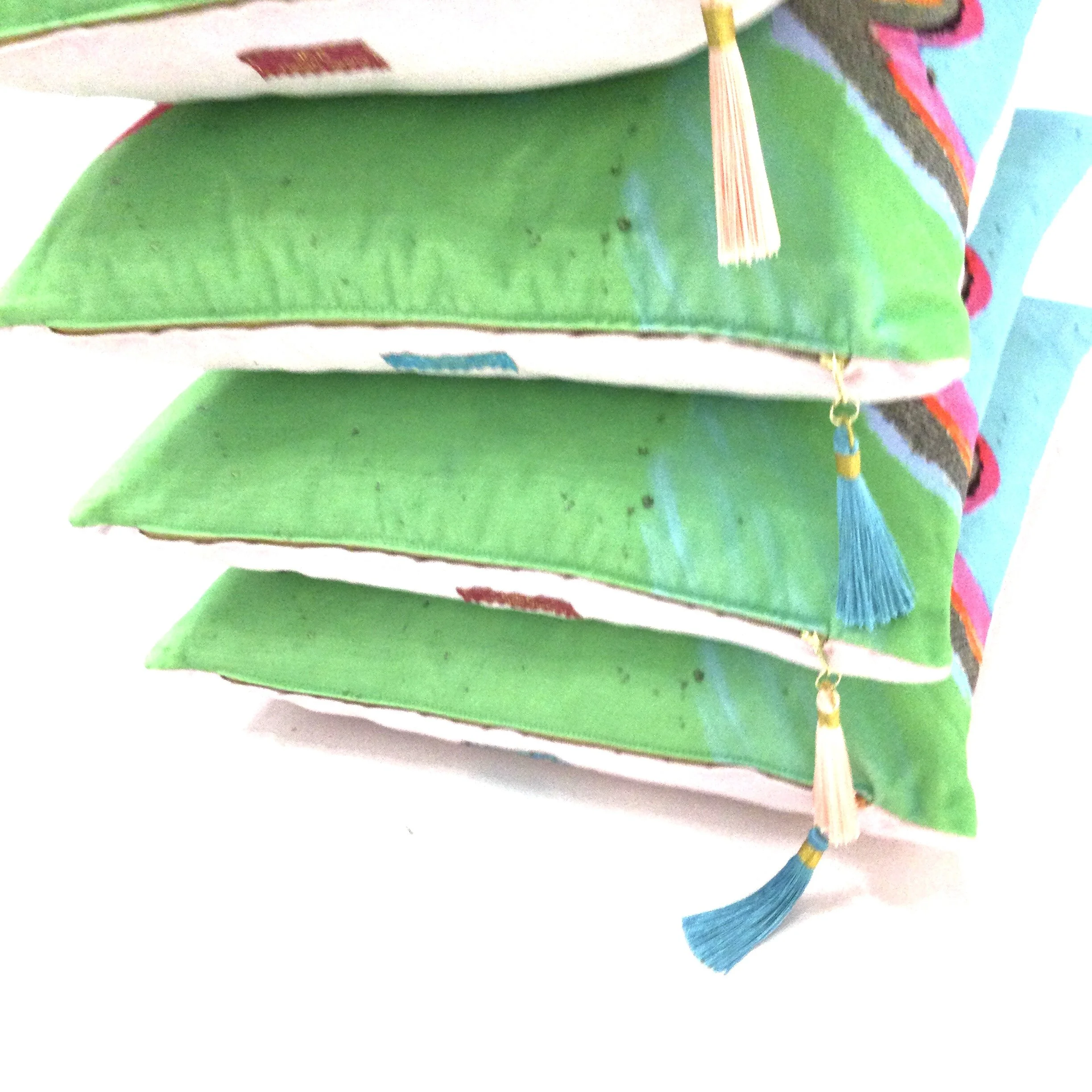 4DA9F9E2-CBB9-4F2C-908D-044944882910