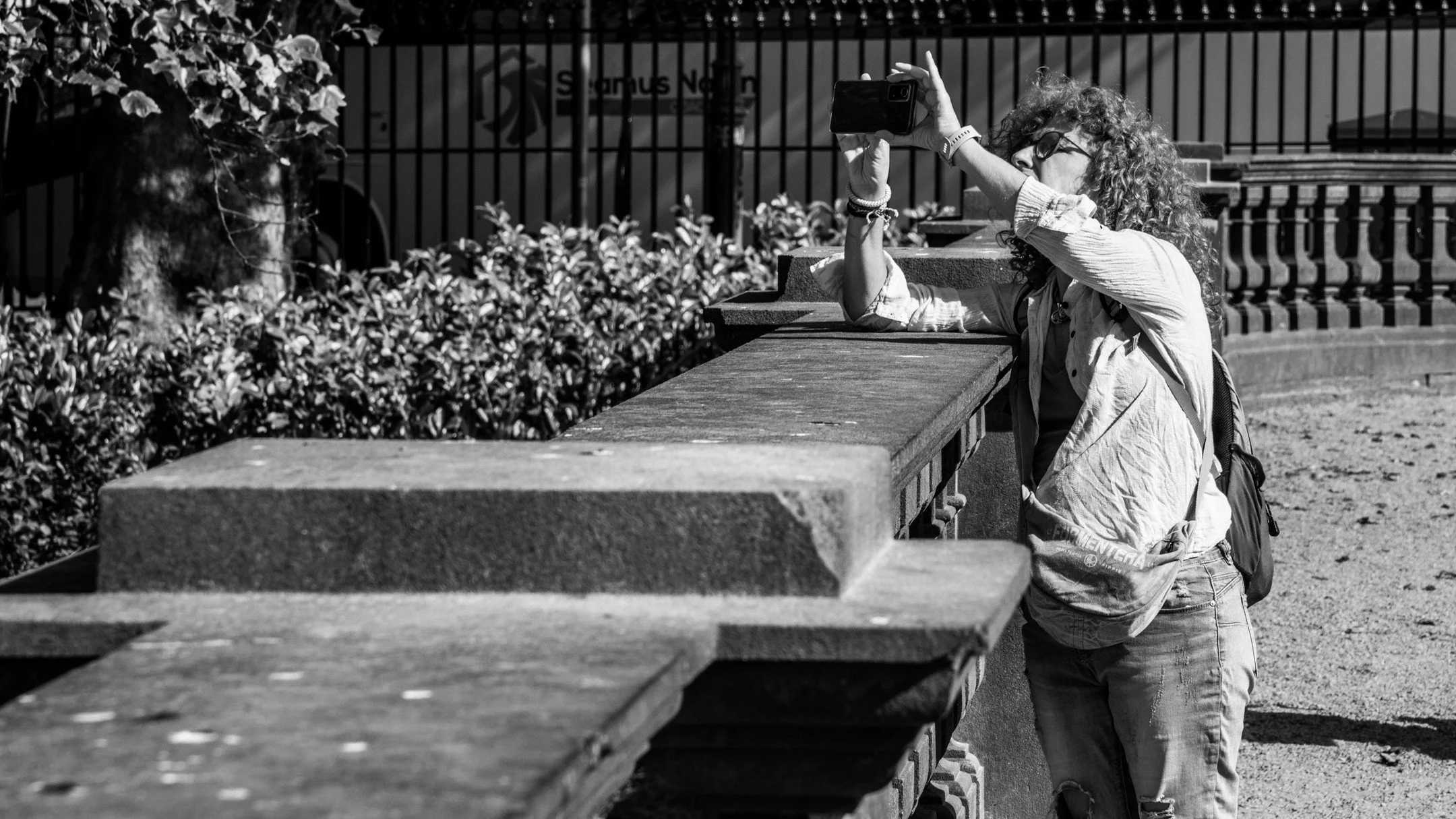 Framing the Shot!
.
#dublin
#onlyinblackandwhite
#blackandwhitephotography
#blackandwhite
#bnw
#bnwdublin
#bnwireland
#bnwphotography
#blackandwhitedublin
#blackandwhiteireland
#monochrome
#photography
#ireland
#exploringireland
#exploringdublin
#exp