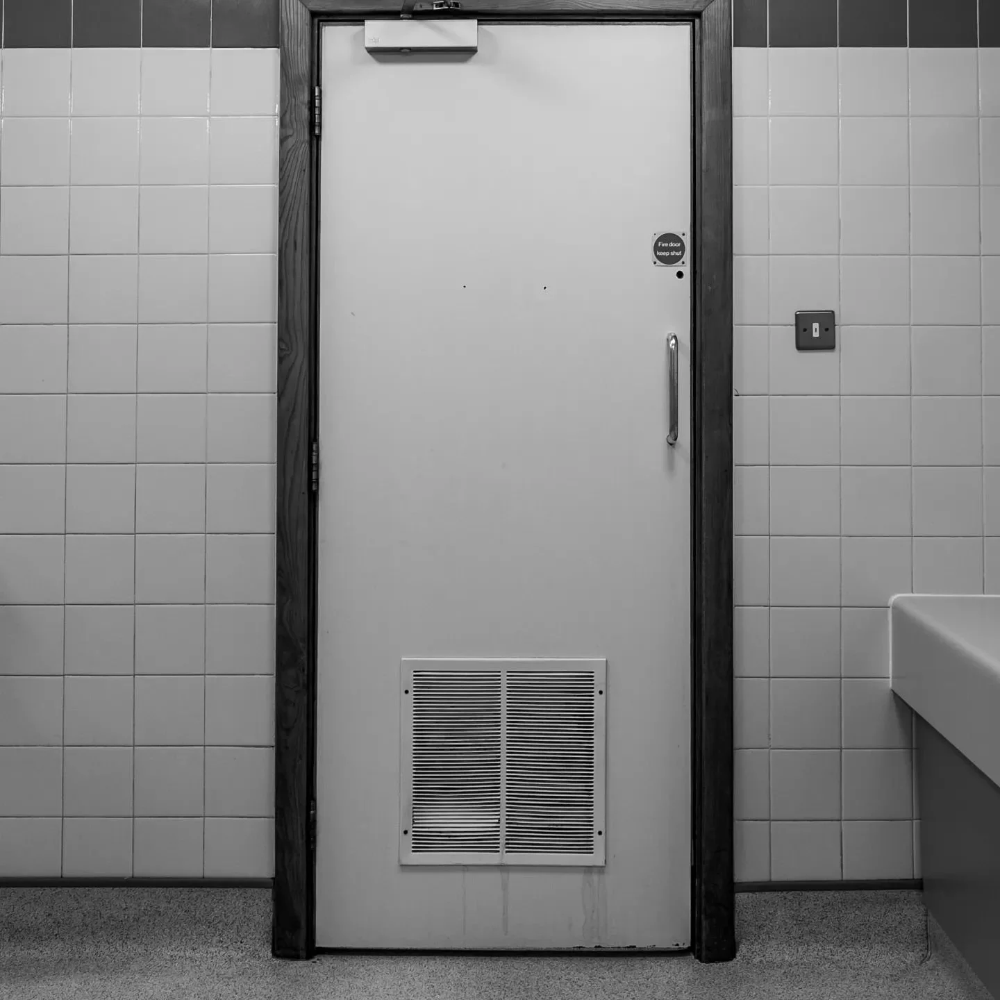 547/1000
.
A Thousand Doors
.
Some doors you pass through every day, some less often or never at all. Every door has a story behind it some we know; others make us wonder. This has given me an idea for a small project which is to capture 1000 door im