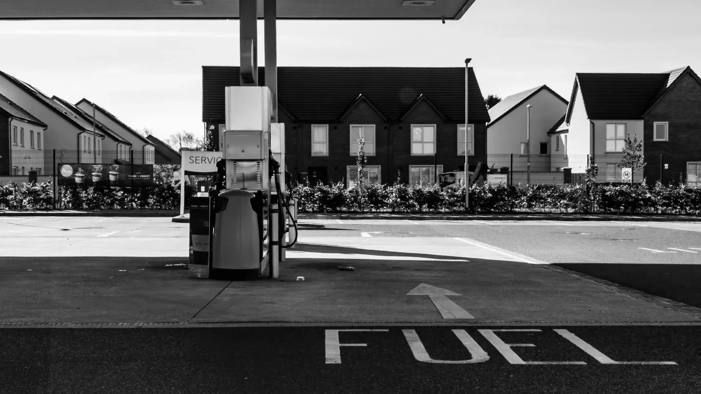 Fuel!
.
#kildare
#onlyinblackandwhite
#blackandwhitephotography
#blackandwhite
#bnw
#bnwdublin
#bnwireland
#bnwphotography
#blackandwhitekildare
#blackandwhiteireland
#monochrome
#photography
#ireland
#exploringireland
#exploringkildare
#exploreirela