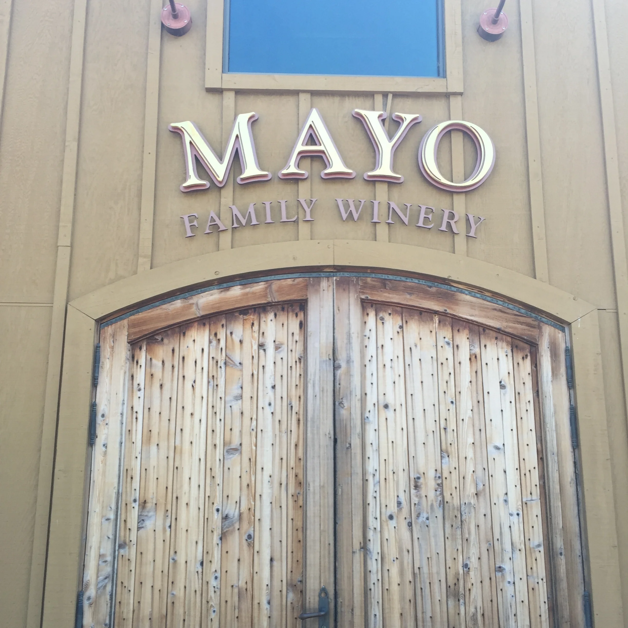 Glen Ellen Tasting Rooms: Mayo Family Winery