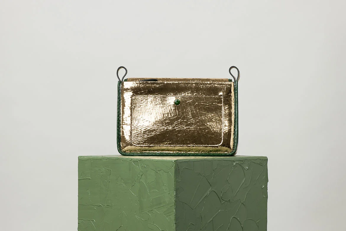 AW16 - 56