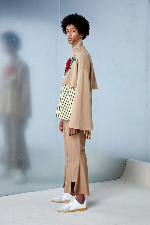 AW17 Look 17