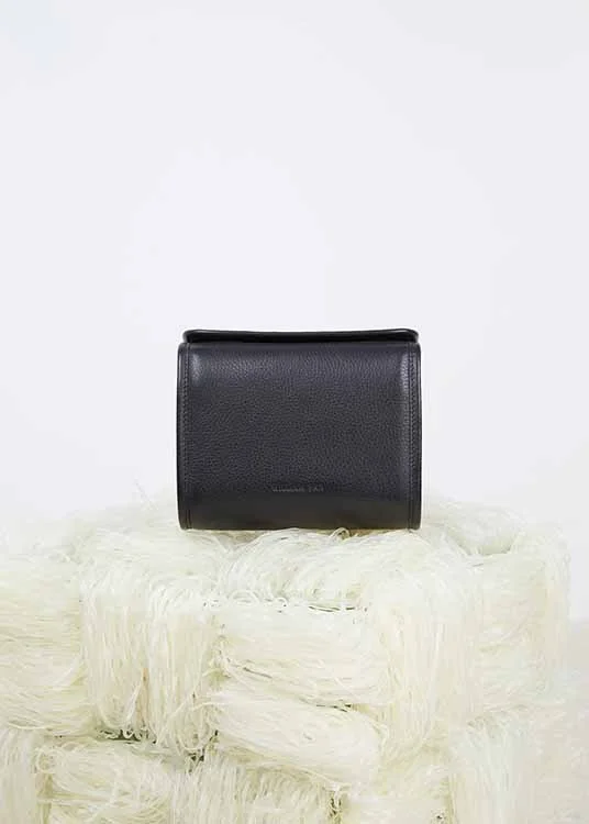 AW17 67
