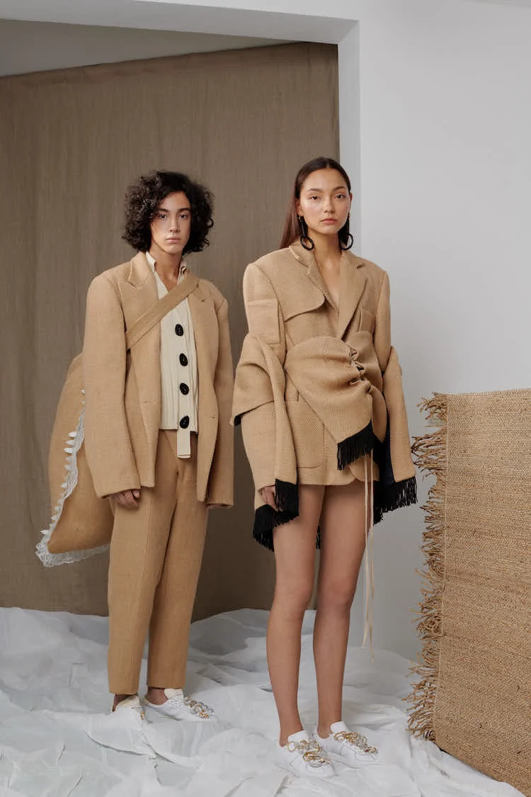 SS19 Look 19