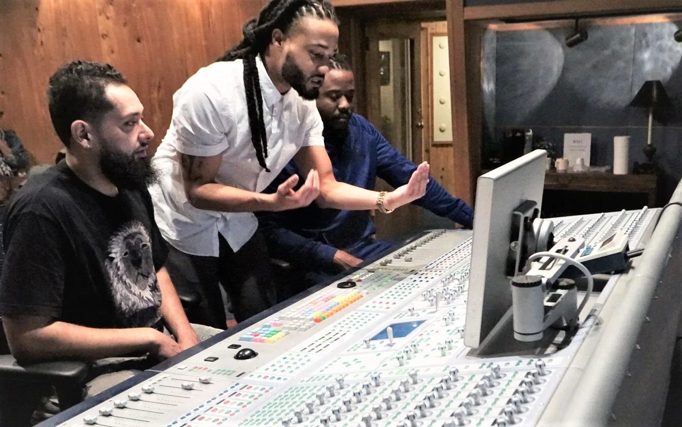 5 Tips to Improve Your Studio or Office Work Space