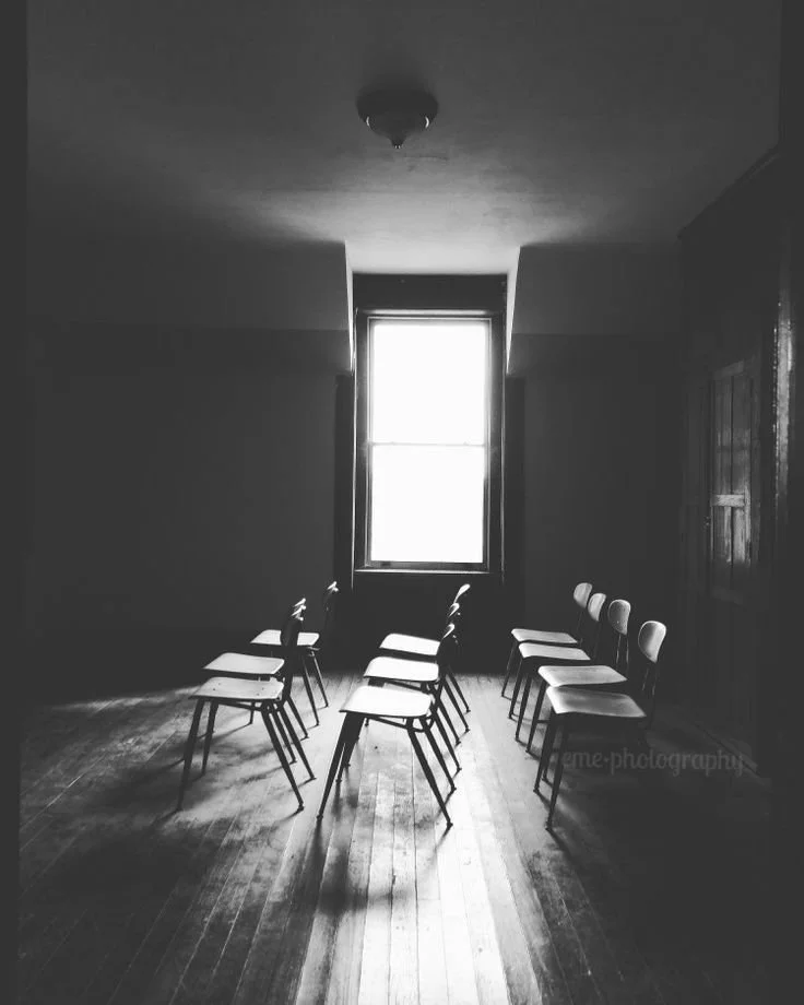 When Sobriety Doesn’t Feel Safe: Why Some Women Are Leaving 12-Step Communities