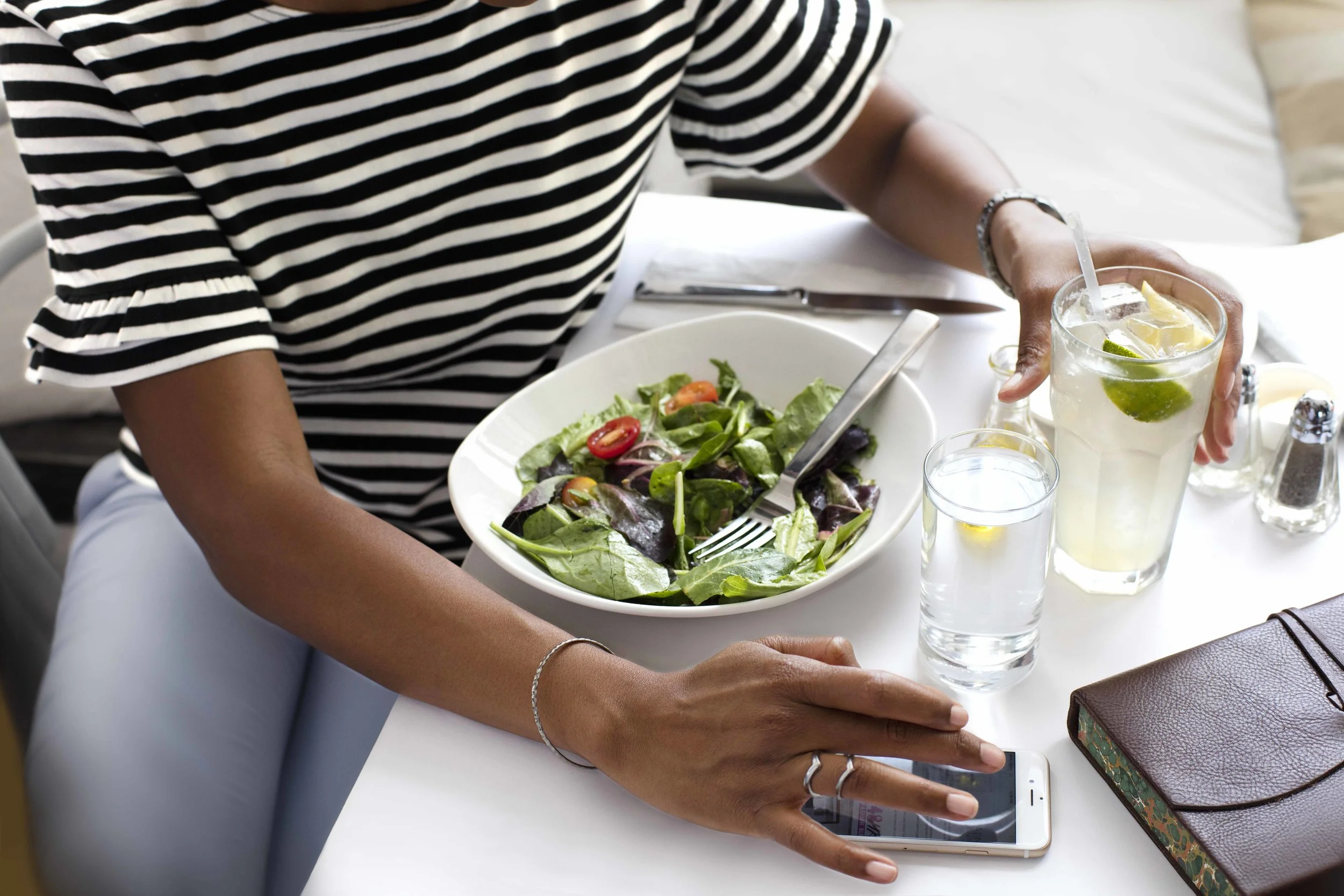 Garden_Lifestyle_Breakfast_FemaleDining_1.jpg