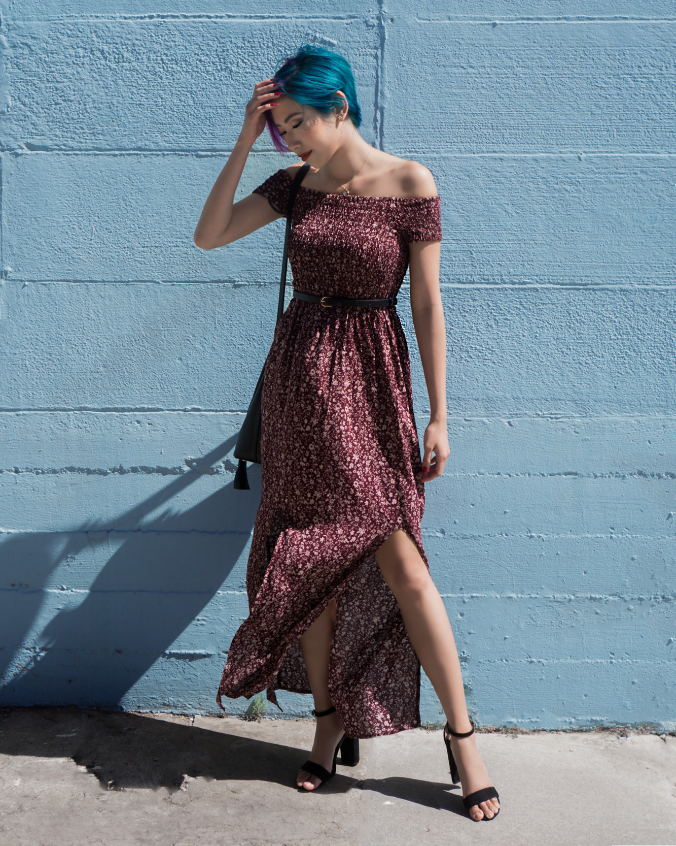   Dress :&nbsp; Shirred Slit Front Calico Print Dress  