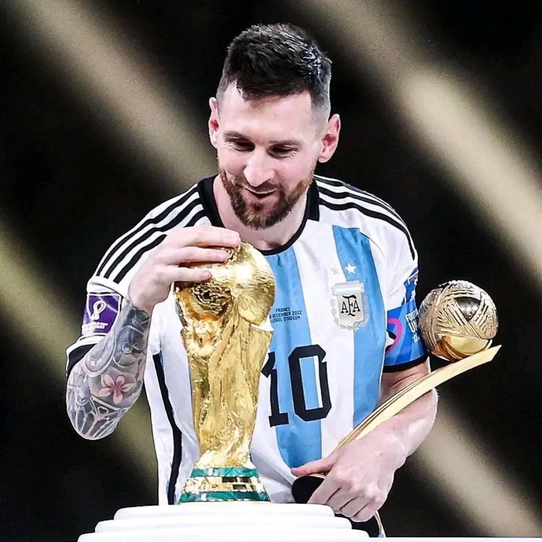messi-world-cup-2022-trophy-hero.jpeg