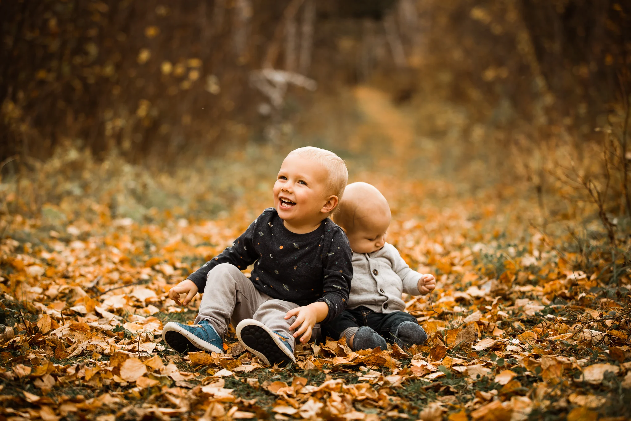 Alina-Joy-Photography-Cold-Lake-Lifestyle-Photographer-2-11.jpg