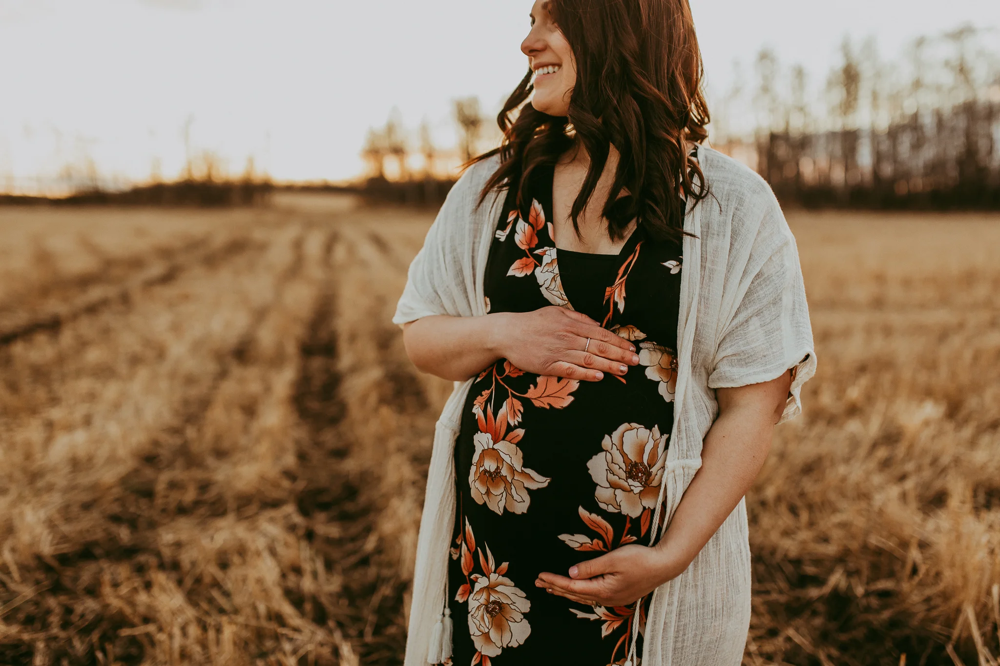 Alina-Joy-Photography-Cold-Lake-Maternity-Photographer-Josee-86.jpg