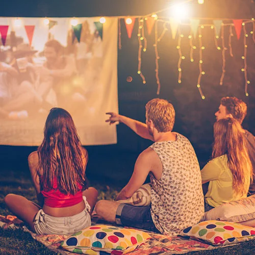 backyard-movie-night-thumb.jpg