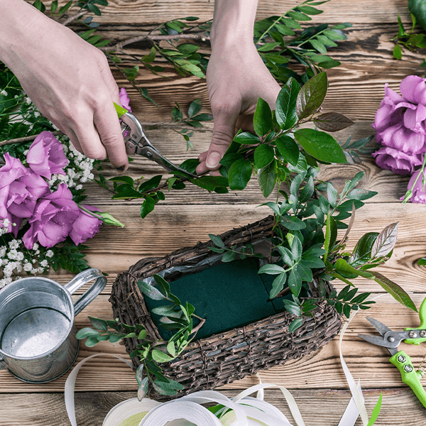 Wine and Flower Arranging Kit.png