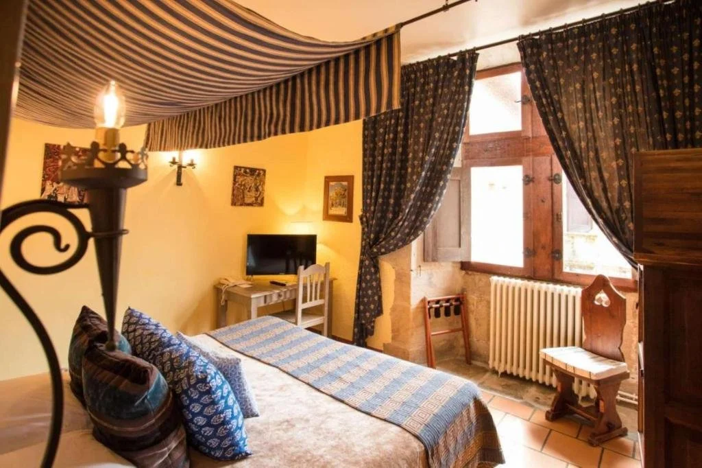 637606693.jpg (Copy) (Copy) (Copy)