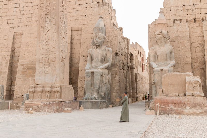 luxor-temple-entrance-L.jpg