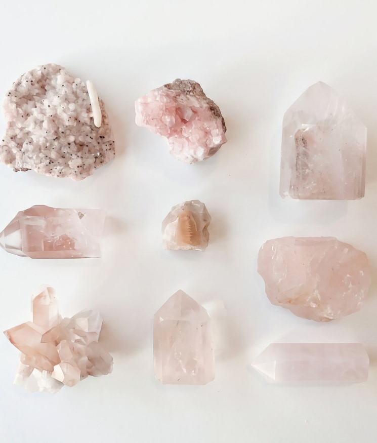 Crystal Healing Therapy Guide &amp; Benefits