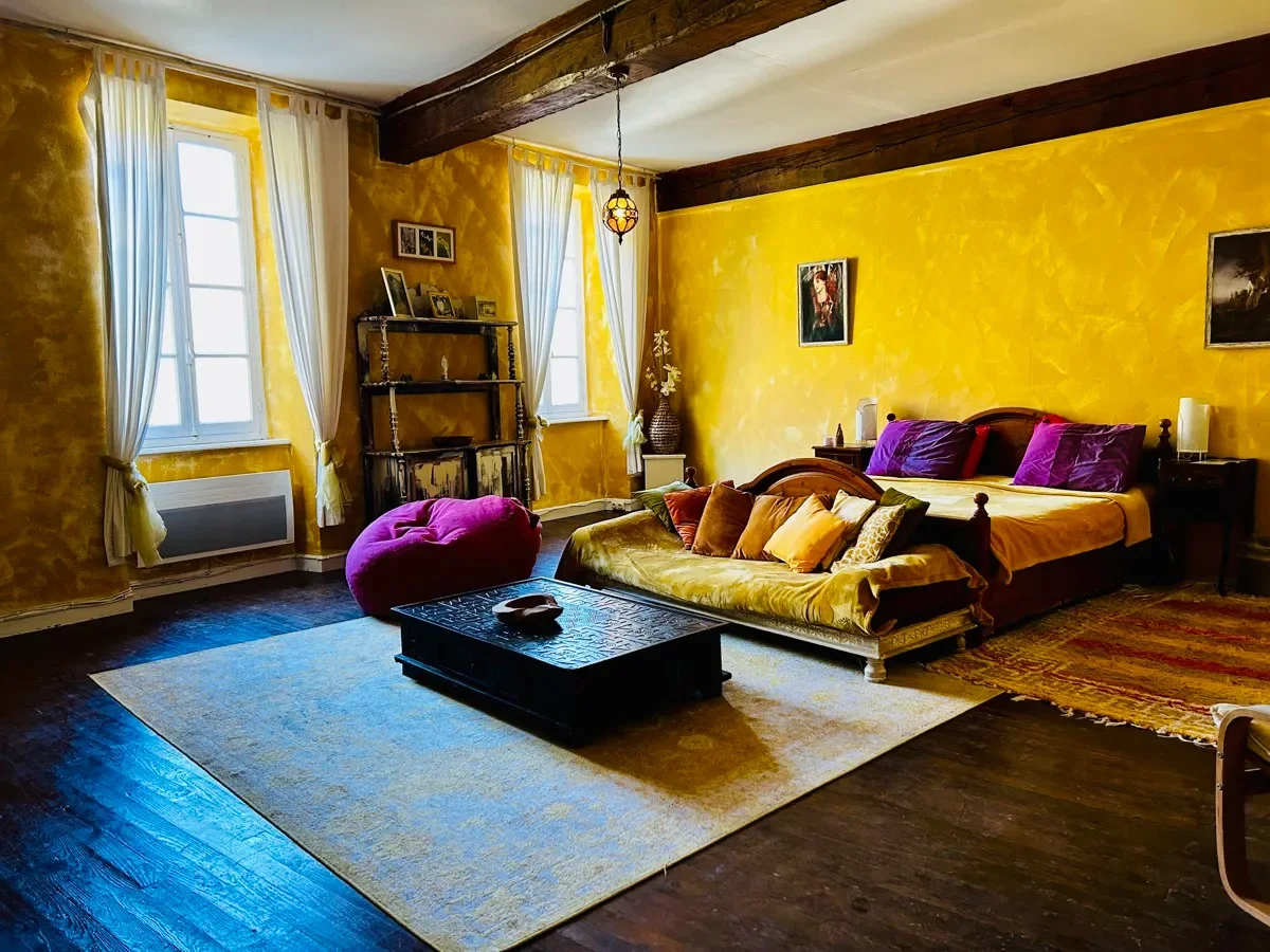 1672.webp (Copy) (Copy) (Copy)