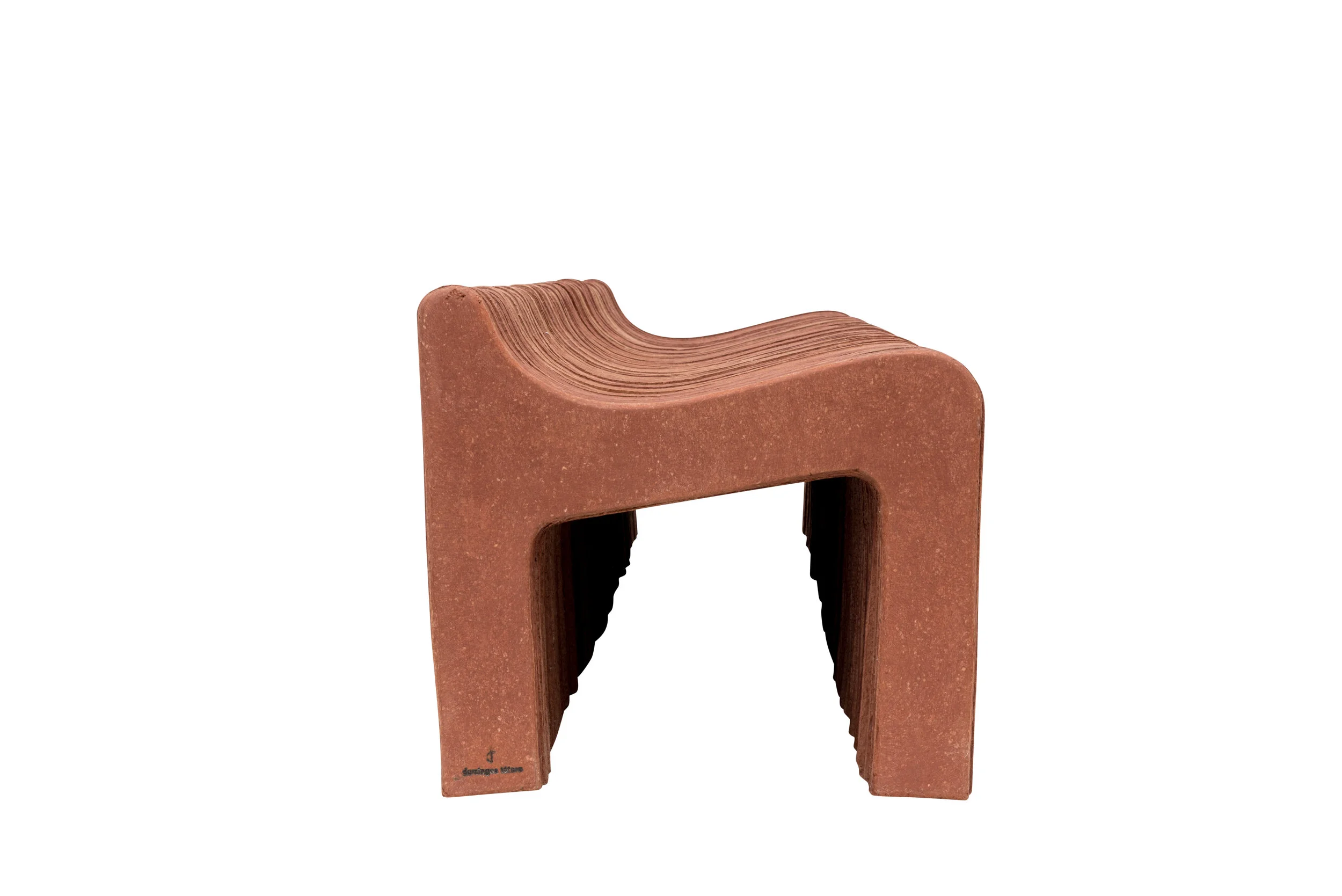 DT_Bench_Kraft_Terra_side 3.jpg