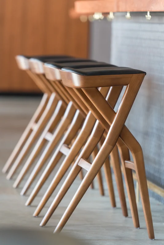 SOSSEGO_MARCIA BANCO ALTO STOOLS.jpg