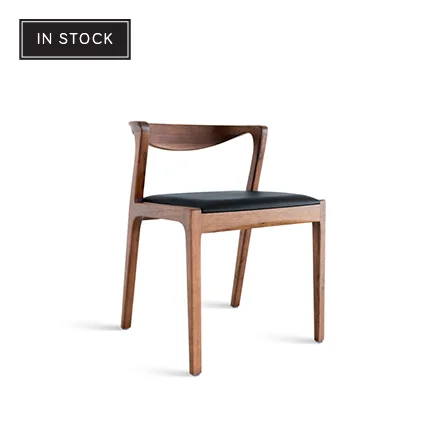 SOSSEGO_DT_Duda-Chair_JQTM_black_3_4-FOR-WEB_Flag.jpg