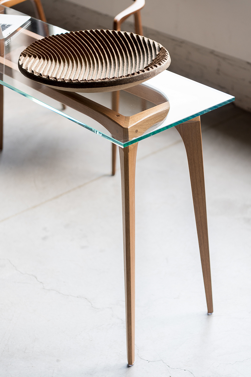 SOSSEGO_AP_Caetano+Console+Table_Frisos+Centerpiece.jpg