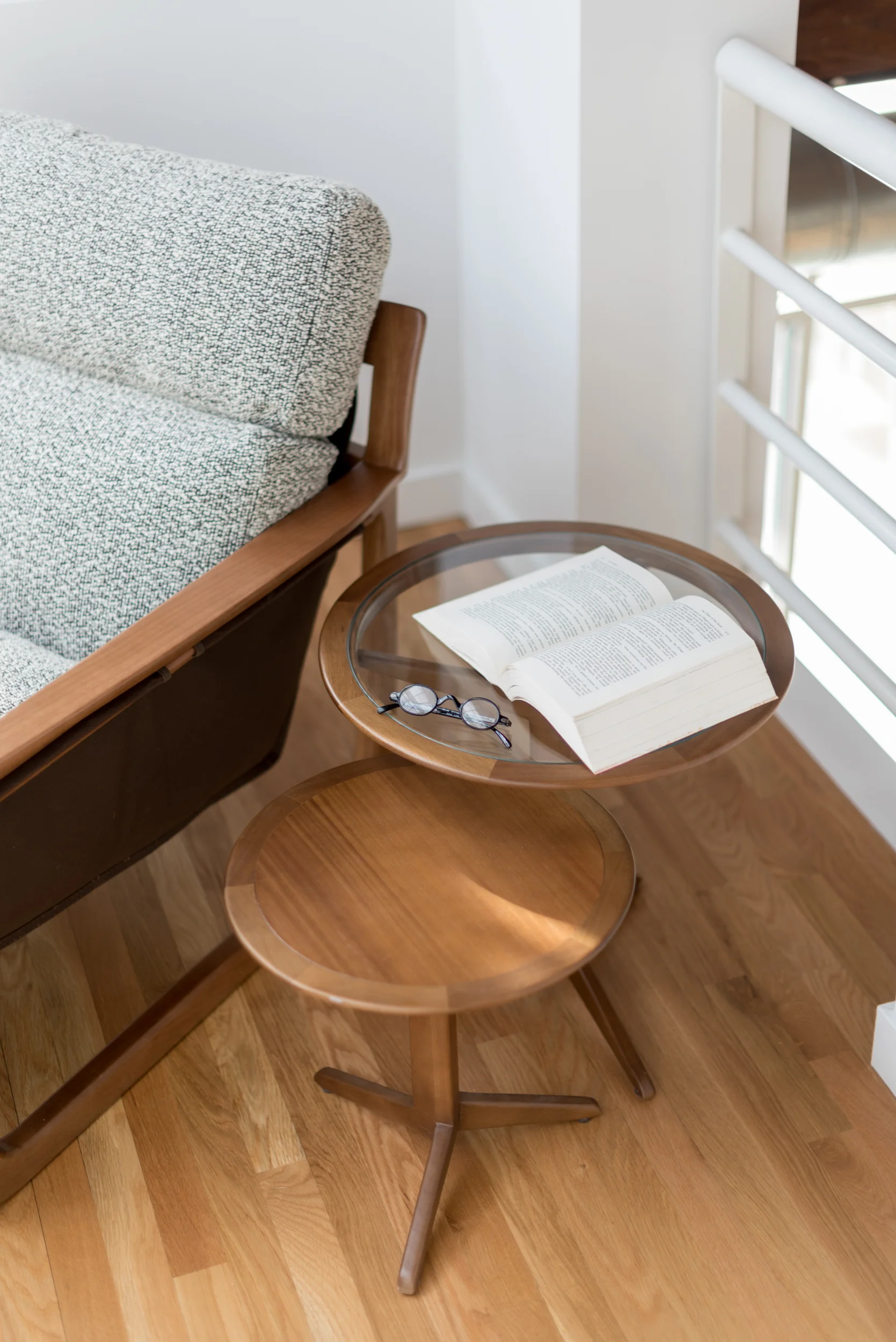 Sossego_BAILARINA SIDE TABLES, PITU CHAISE LOUNGE CHAIR.jpg