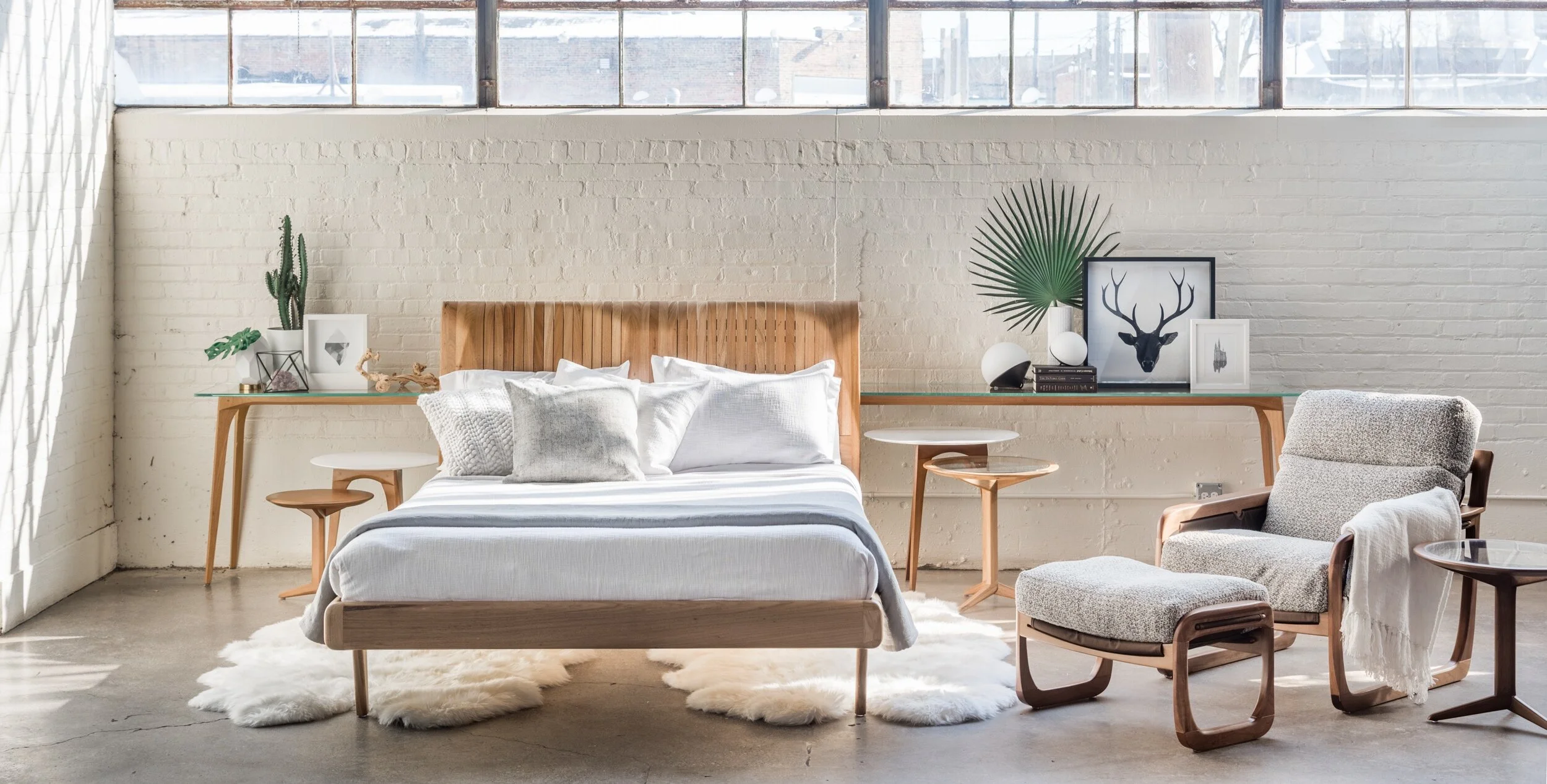 Sossego_TULIPA+QUEEN+BED%2C+PITU+CHAISE+LOUNGE+CHAIR%2C+PITU+OTTOMAN%2C+AMSTERDAM+CONSOLE+TABLES%2C+BAILARINA+SIDE+TABLES%2C+OK+SIDE+TABLES%2C+TOMBO+TABLE+LAMPS.jpg
