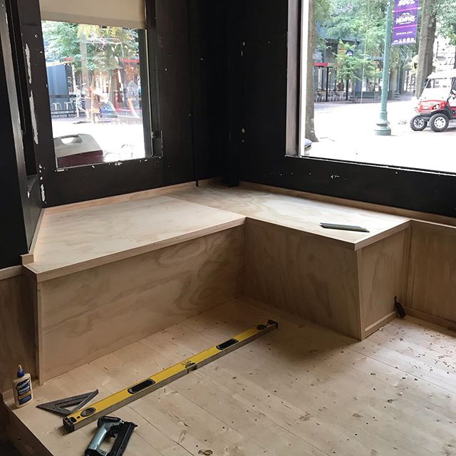 Local Gastropub Downtown let us build a raised bench and lounge area in front of where their new piano is going.  Going to have to go check out their live music (and live beer taps) now. 
Couldn&rsquo;t have got this done without the skills of @redee