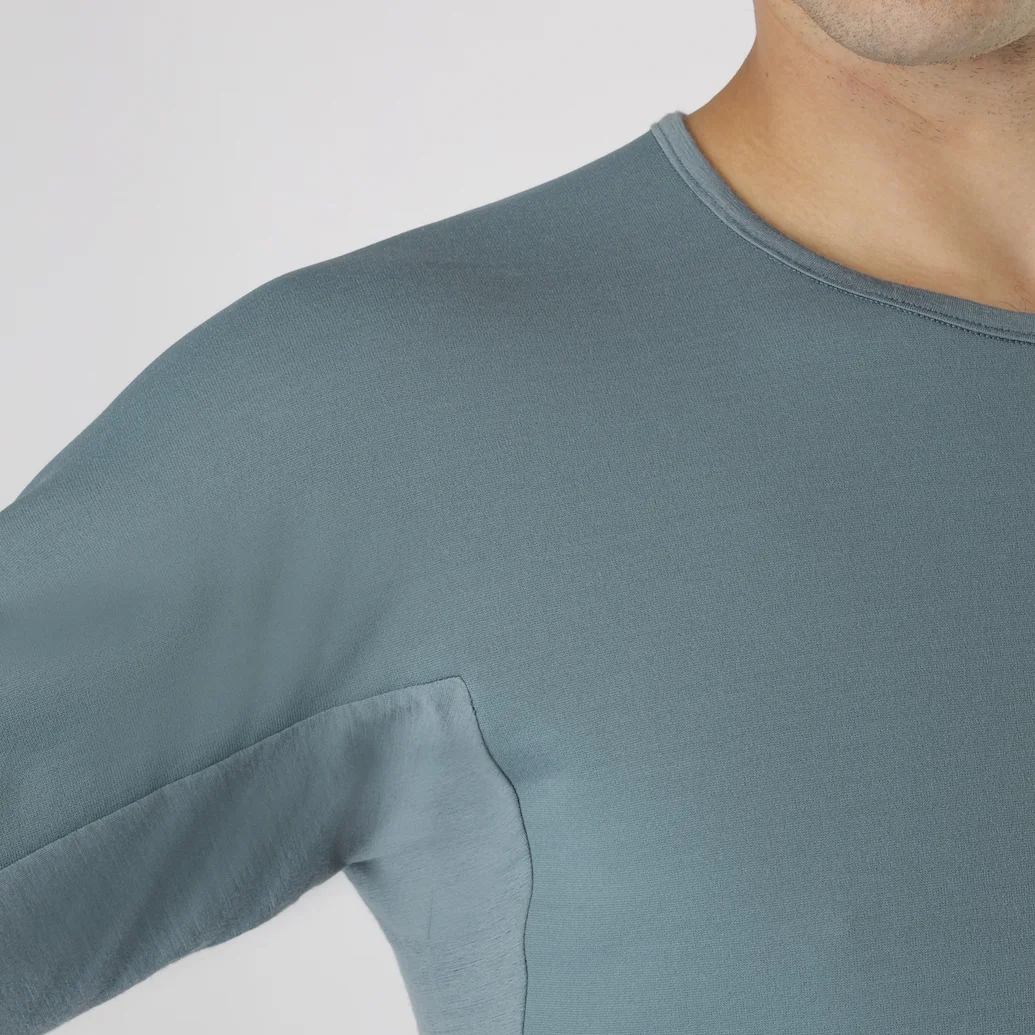 S16-Dyadic-Sweater-Neptune-Light-Gusseted-Arm.jpeg
