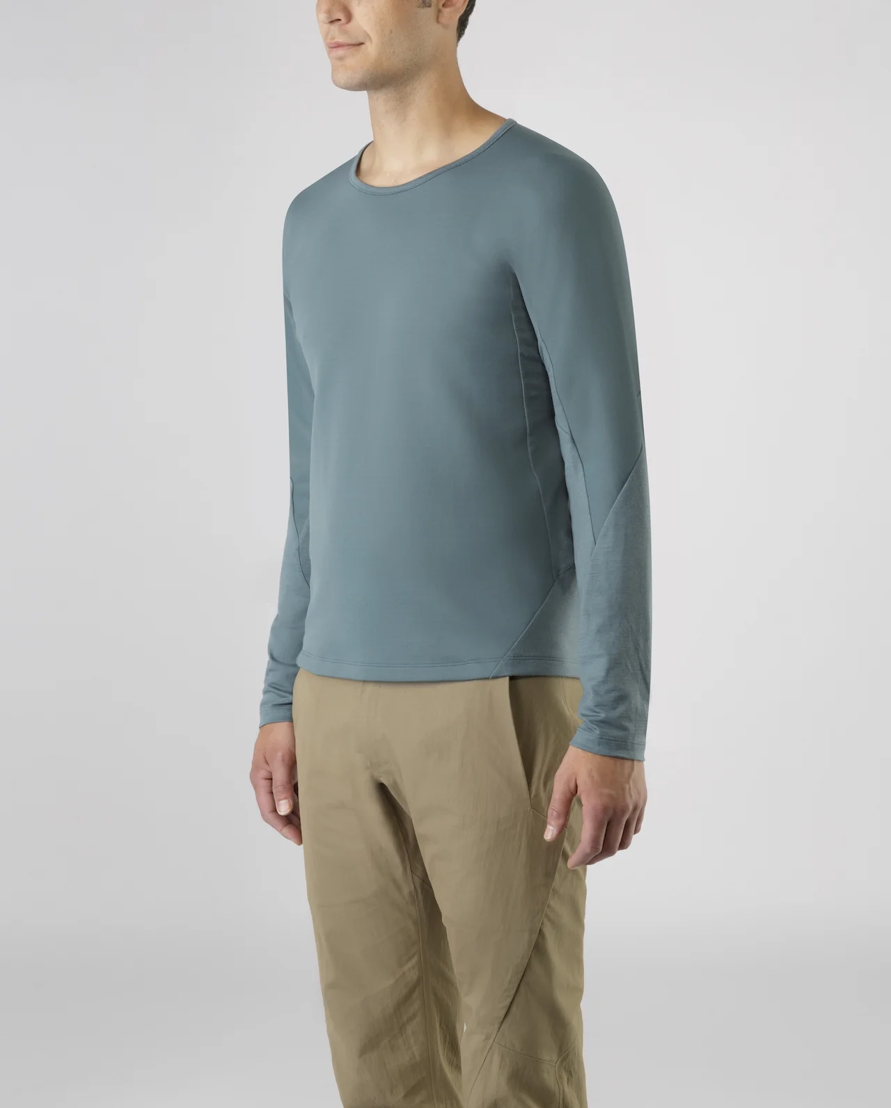 S16-Dyadic-Sweater-Neptune-Light.jpeg
