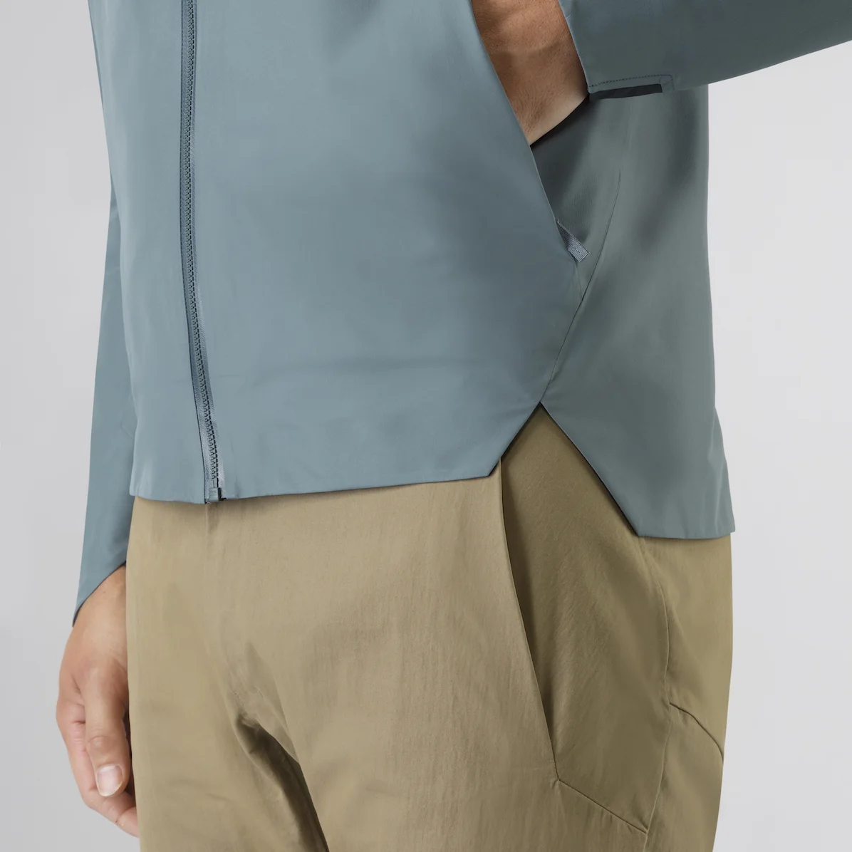 S16-Arris-Jacket-Neptune-Light-Hem.jpeg