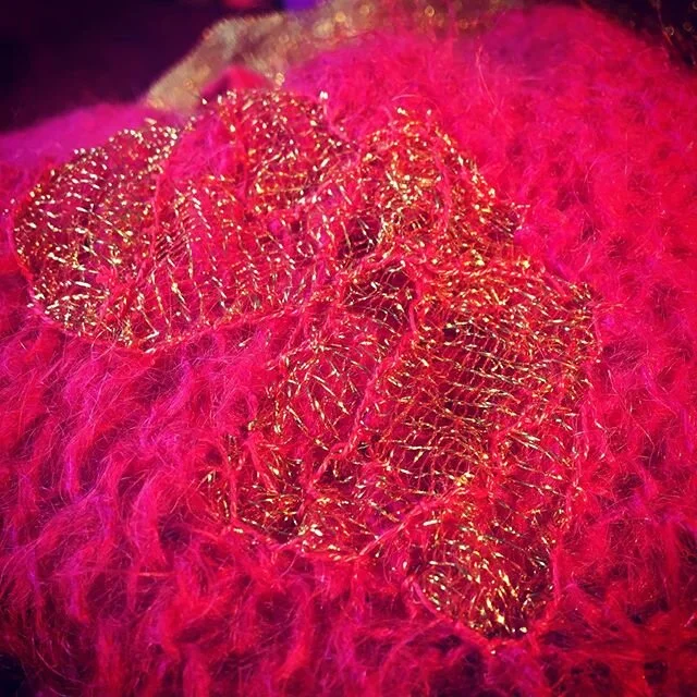 Past midday and still in my mohair crafting bed. Perhaps a mushroom hunt later ... #mohair #middaymotivation #mushrooms #wildfood #stormyday