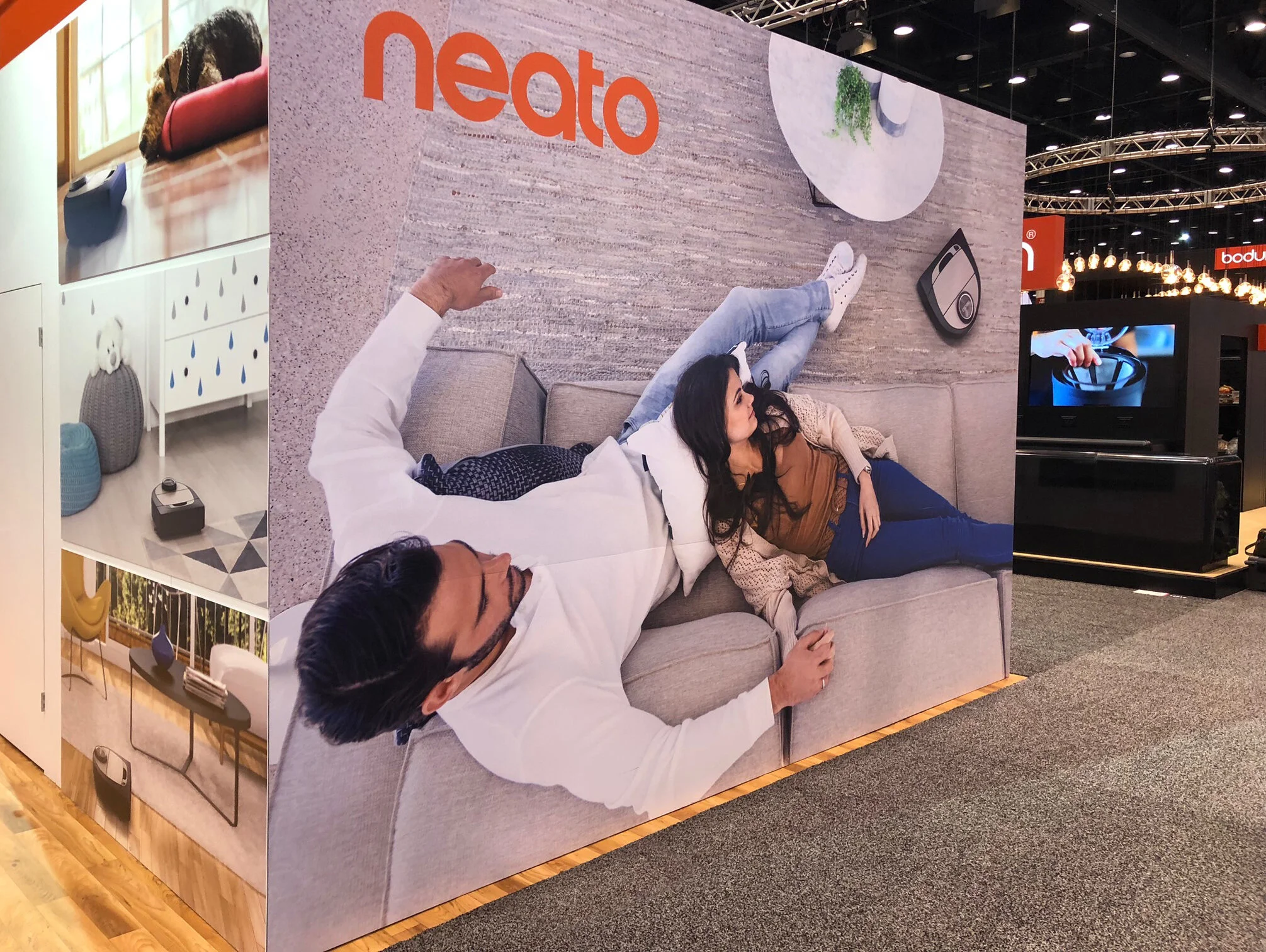 neato-booth.02.jpg