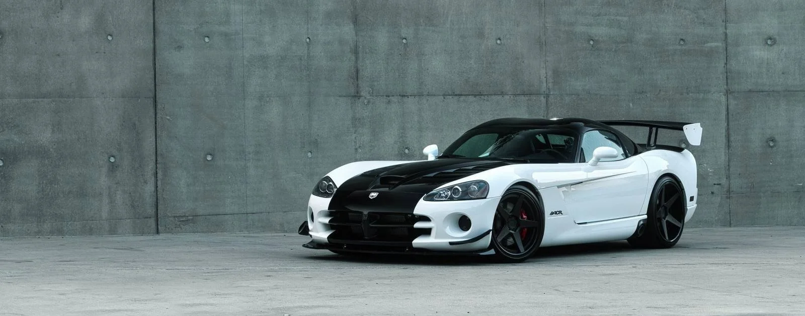 1300hp-dodge-viper-twin-turbo-2.jpg