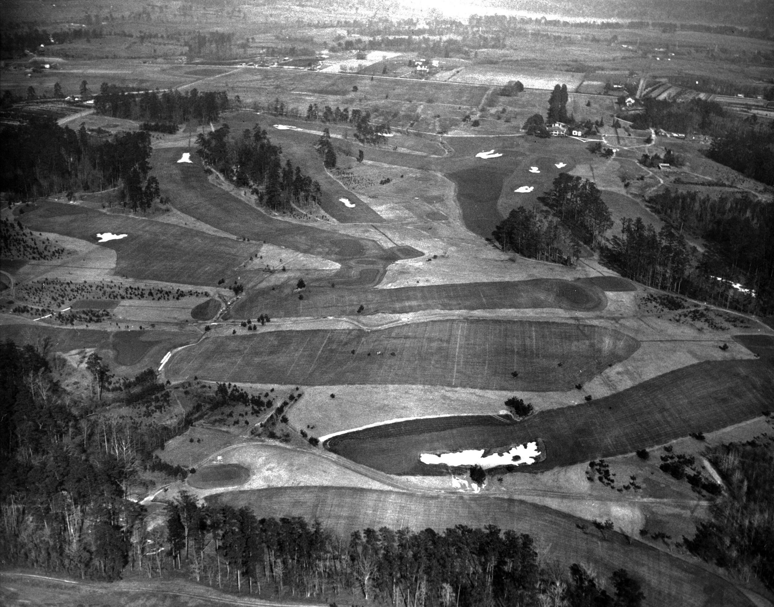 Alister MacKenzie's original design for Augusta National featured only 22 bunkers.